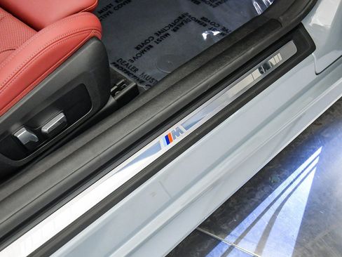 Certified 2023 BMW M440i Coupe w/ Premium Package image 17
