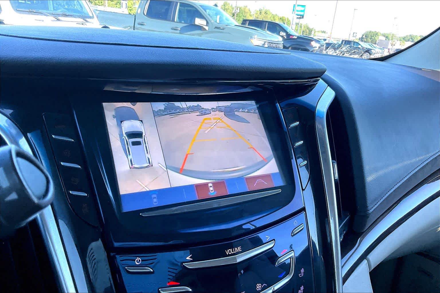 Used 2017 Cadillac Escalade Luxury RWD image 28