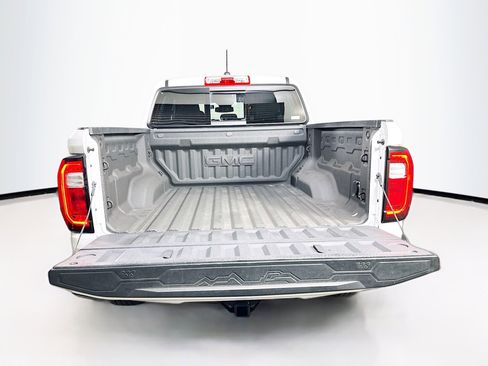 Used 2023 GMC Canyon Elevation w/ Convenience Package image 27