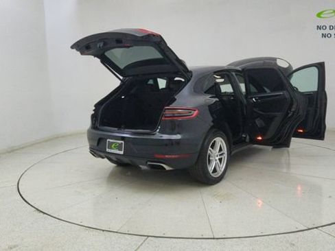 Used 2018 Porsche Macan AWD/4WD image 68