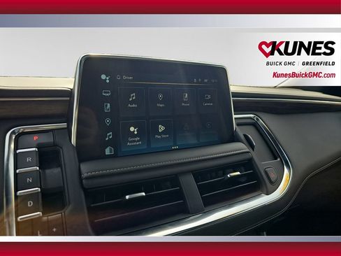 Used 2023 Chevrolet Tahoe Premier w/ Premium Package 2 AWD/4WD image 19