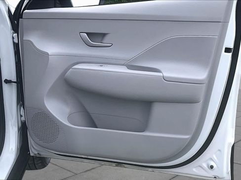 Used 2026 Hyundai Kona SEL Sport FWD image 23