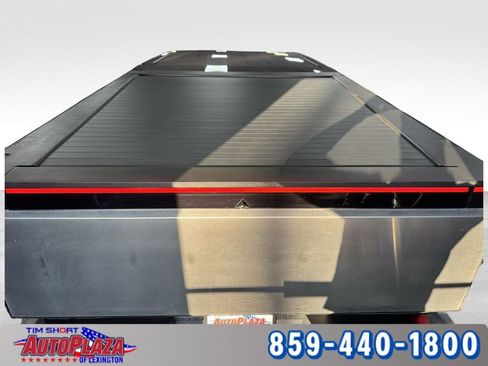 Used 2024 Tesla Cybertruck AWD Crew Cab image 18