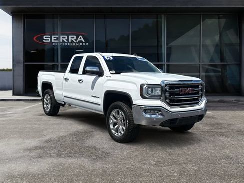 Used 2018 GMC Sierra 1500 SLT w/ SLT Premium Package AWD/4WD image 7
