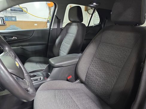 Used 2022 Chevrolet Equinox LT image 16