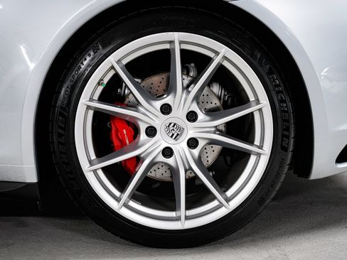 Used 2018 Porsche 911 Targa 4S AWD/4WD image 45