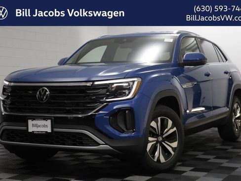 Used 2025 Volkswagen Atlas Cross Sport SE AWD/4WD image 1