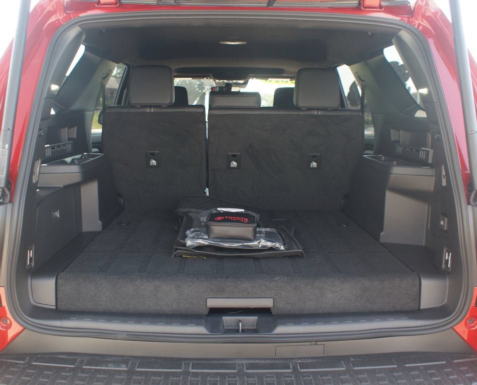 Used 2026 Toyota 4Runner Limited AWD/4WD image 17