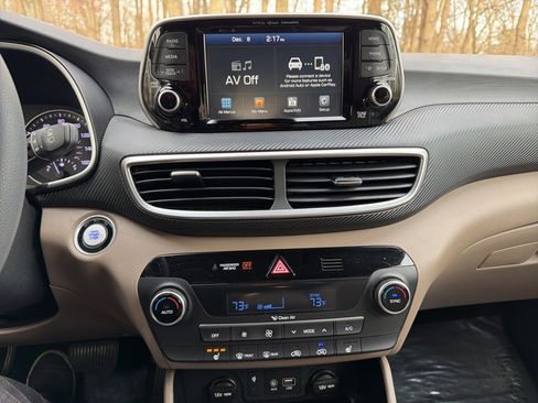 Used 2019 Hyundai Tucson Sport image 23