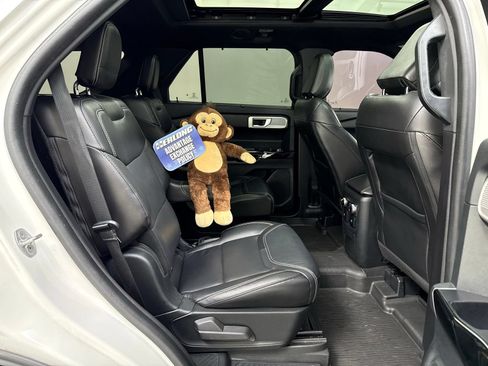 Used 2022 Ford Explorer ST w/ Equipment Group 401A AWD/4WD image 29