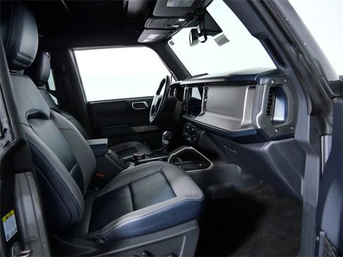 Certified 2021 Ford Bronco Outer Banks image 12