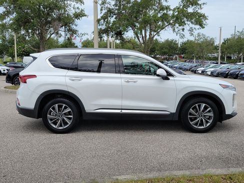 Used 2020 Hyundai Santa Fe SEL w/ Convenience + Premium Package FWD image 4