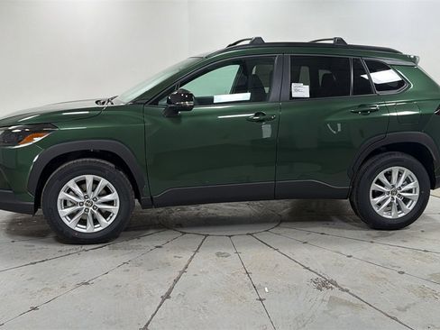 New 2026 Toyota Corolla Cross LE image 8