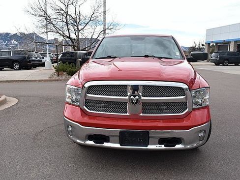 Used 2018 RAM 1500 SLT image 2