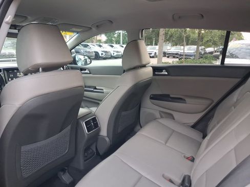 Used 2017 Kia Sportage EX FWD image 7