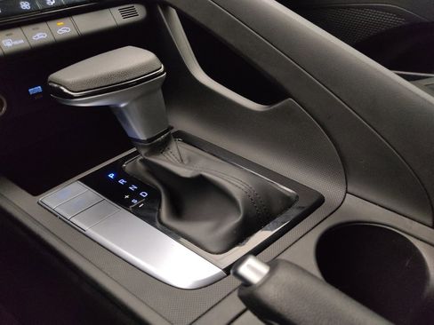 Used 2024 Hyundai Elantra SEL image 26