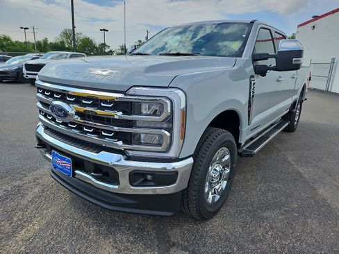 New 2026 Ford F250 Lariat AWD/4WD image 4