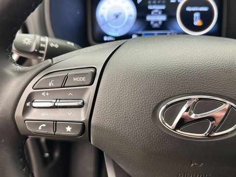 Used 2023 Hyundai Kona Limited w/ Cargo Package AWD/4WD image 18