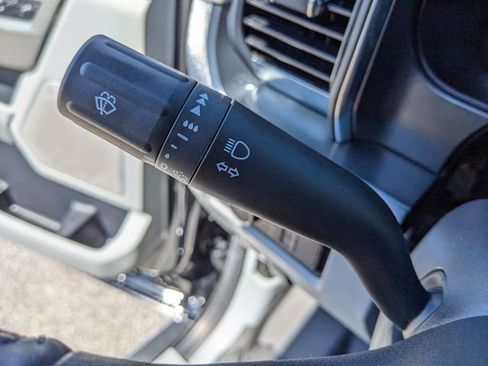 Used 2024 Ford F250 Limited w/ FX4 Off-Road Package image 30