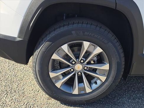 New 2026 Chevrolet Equinox LT AWD/4WD image 30
