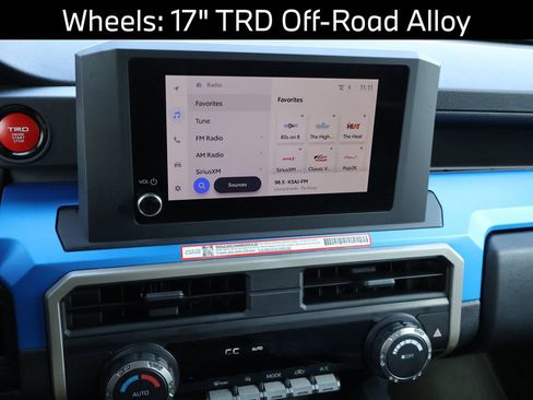 Used 2025 Toyota Tacoma TRD Off-Road AWD/4WD image 23