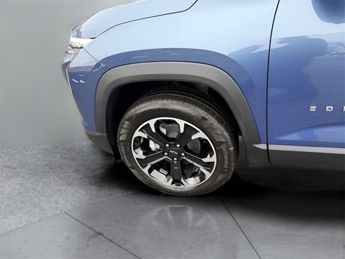 New 2026 Chevrolet Equinox LT w/ Convenience Package II image 10