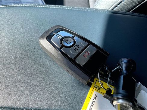 Used 2026 Ford Maverick XLT w/ XLT Luxury Package AWD/4WD image 36