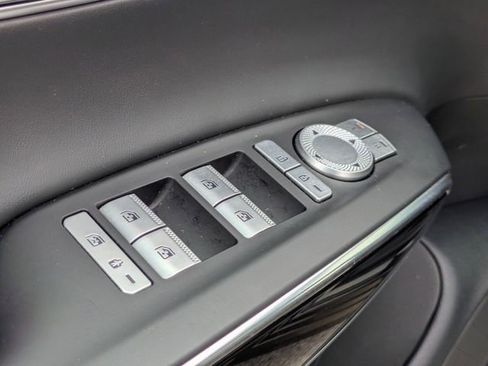 Used 2025 Genesis GV70 2.5T image 13