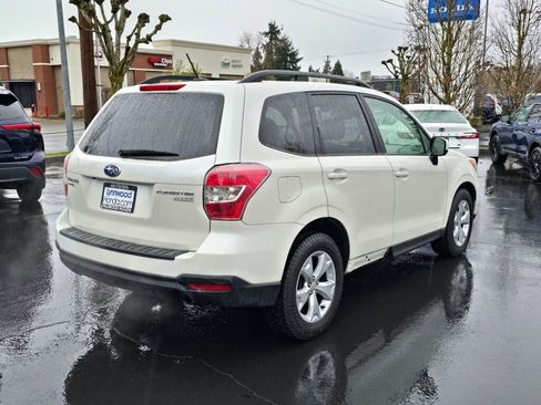 Used 2015 Subaru Forester 2.5i Premium image 13
