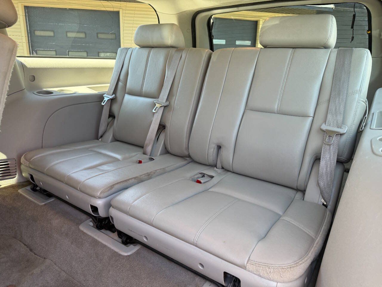 Used 2010 Chevrolet Suburban LT AWD/4WD image 28