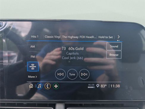 New 2026 Chevrolet Trax RS w/ Sunroof Package FWD image 14