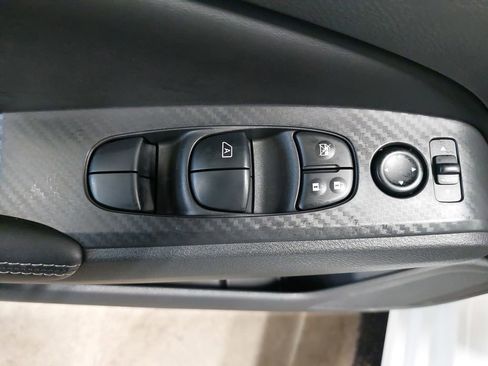 Used 2024 Nissan Altima 2.5 SV AWD/4WD image 27