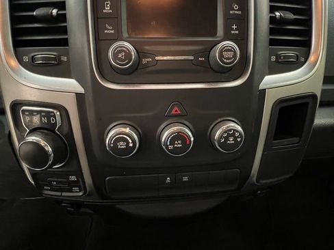 Used 2017 RAM 1500 Classic SLT image 11