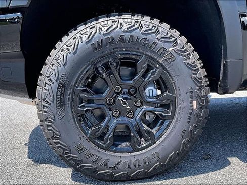 New 2026 Chevrolet Silverado 1500 ZR2 AWD/4WD image 7