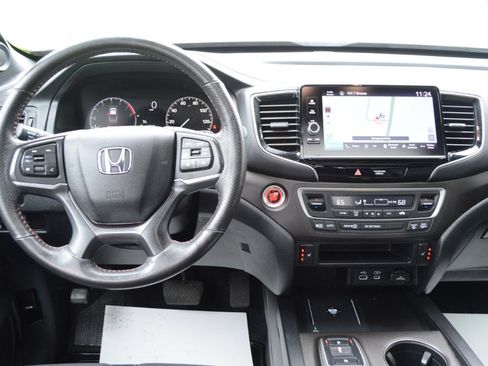 Used 2025 Honda Ridgeline TrailSport image 15