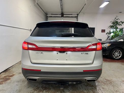 Used 2016 Lincoln MKX Reserve w/ Technology Package image 5
