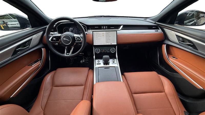 Used 2022 Jaguar XF R-Dynamic SE AWD/4WD image 12