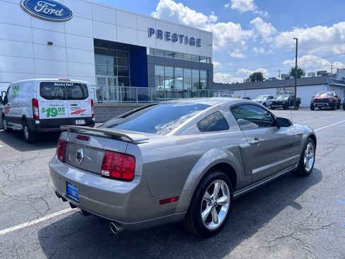 Used 2009 Ford Mustang GT RWD image 12
