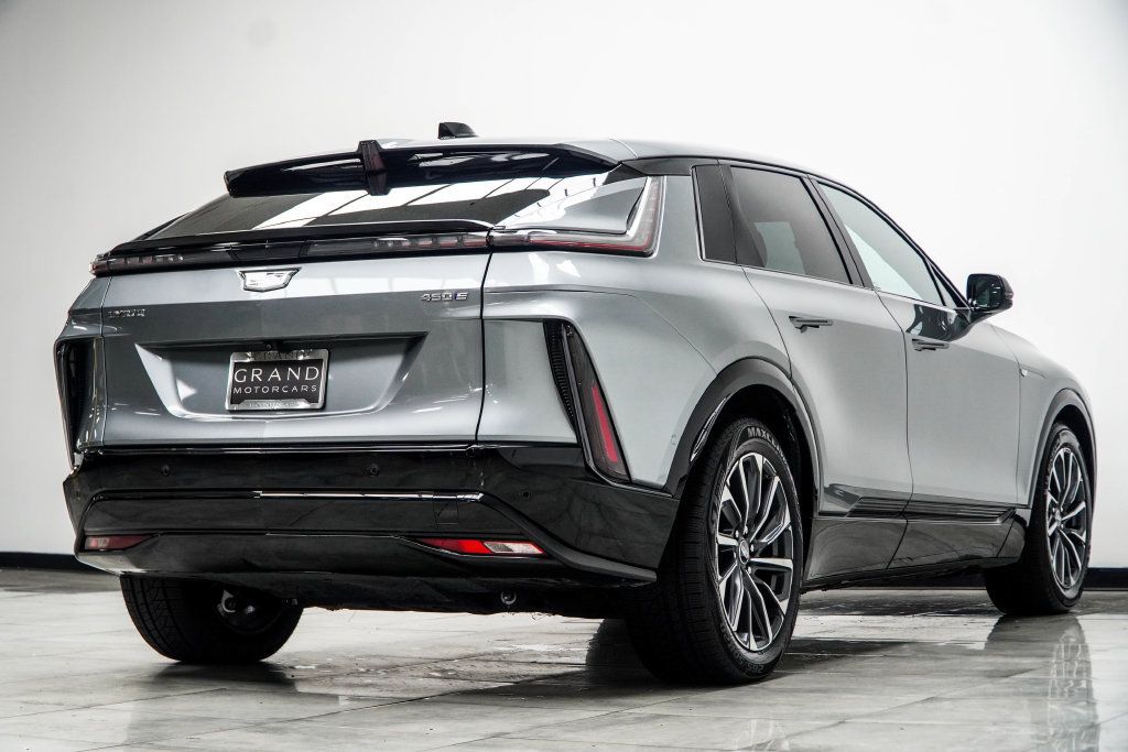 Used 2024 Cadillac Lyriq Sport RWD image 14