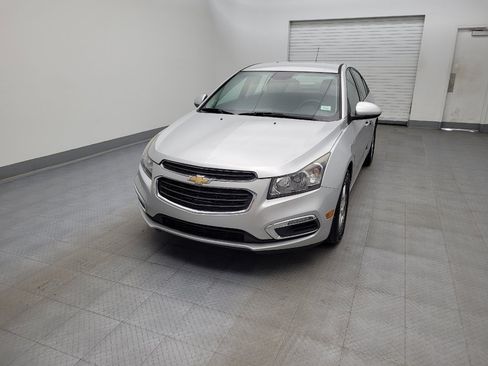 Used 2015 Chevrolet Cruze LT FWD image 15