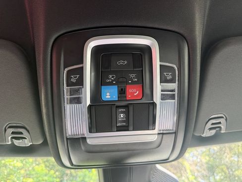 Used 2025 RAM 1500 Big Horn RWD image 27