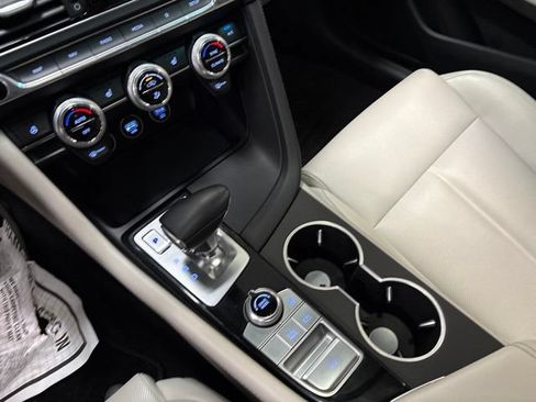 Used 2023 Genesis G70 2.0T AWD/4WD image 21