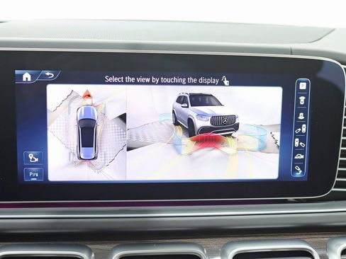 Used 2024 Mercedes-Benz GLS 63 AMG 4MATIC image 23