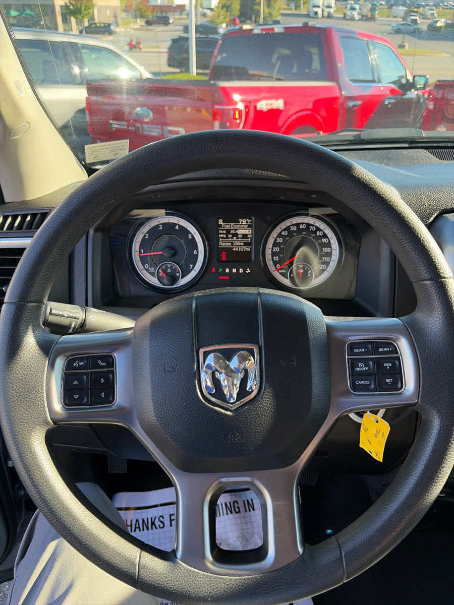 Used 2024 RAM 1500 Classic SLT AWD/4WD image 20