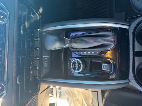 Used 2024 Chevrolet Colorado Z71 w/ Z71 Convenience Package 2 image 38