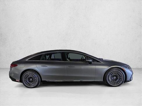 Certified 2023 Mercedes-Benz EQS 580 4MATIC Sedan image 7