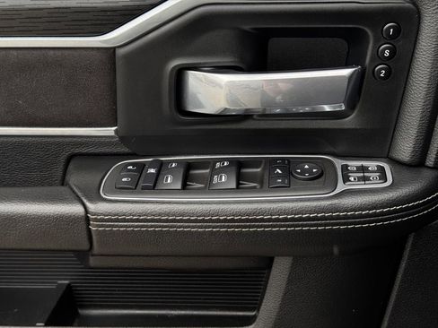 Used 2024 RAM 2500 Laramie w/ Night Edition AWD/4WD image 23