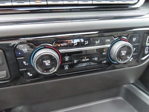Certified 2025 Chevrolet Silverado 2500 ZR2 w/ Technology Package AWD/4WD image 38