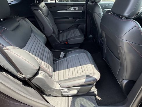 New 2026 Ford Explorer ST-Line w/ ST-Line Street Pack RWD image 14