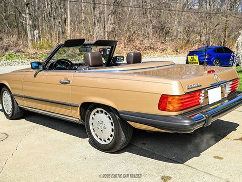 Used 1988 Mercedes-Benz 560 SL image 6